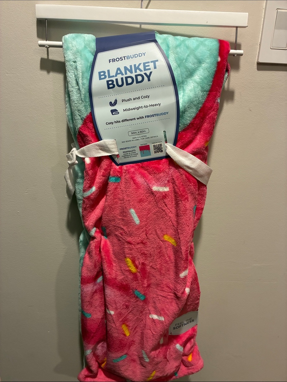 Frostbuddy Girls' Pink & Mint Ice Cream Blanket Buddy Plush Throw